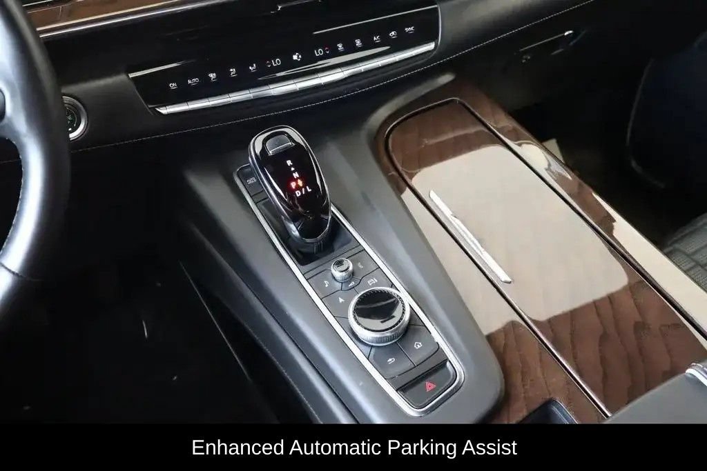 Used 2024 Cadillac Escalade ESV Premium Luxury Platinum AWD/4WD image 28