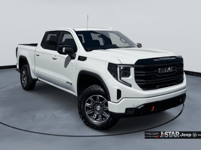 Used 2025 GMC Sierra 1500 AT4 AWD/4WD image 3