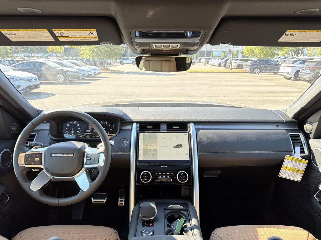 New 2026 Land Rover Discovery Limited Edition AWD/4WD image 18