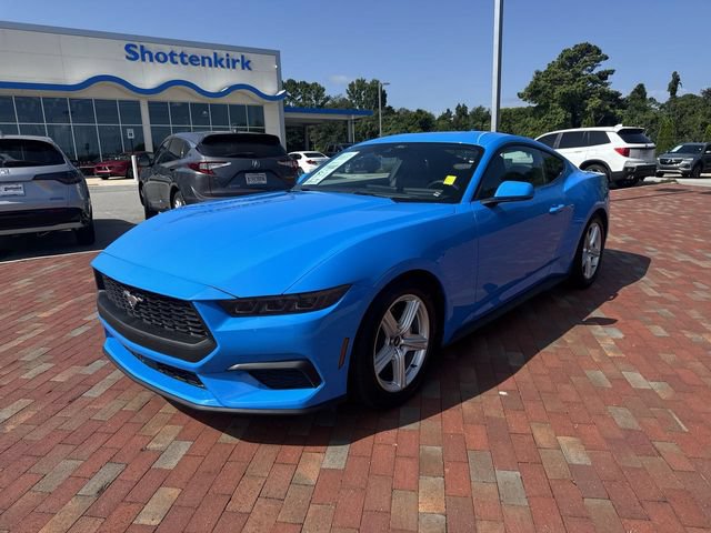 Used 2026 Ford Mustang Premium RWD image 1