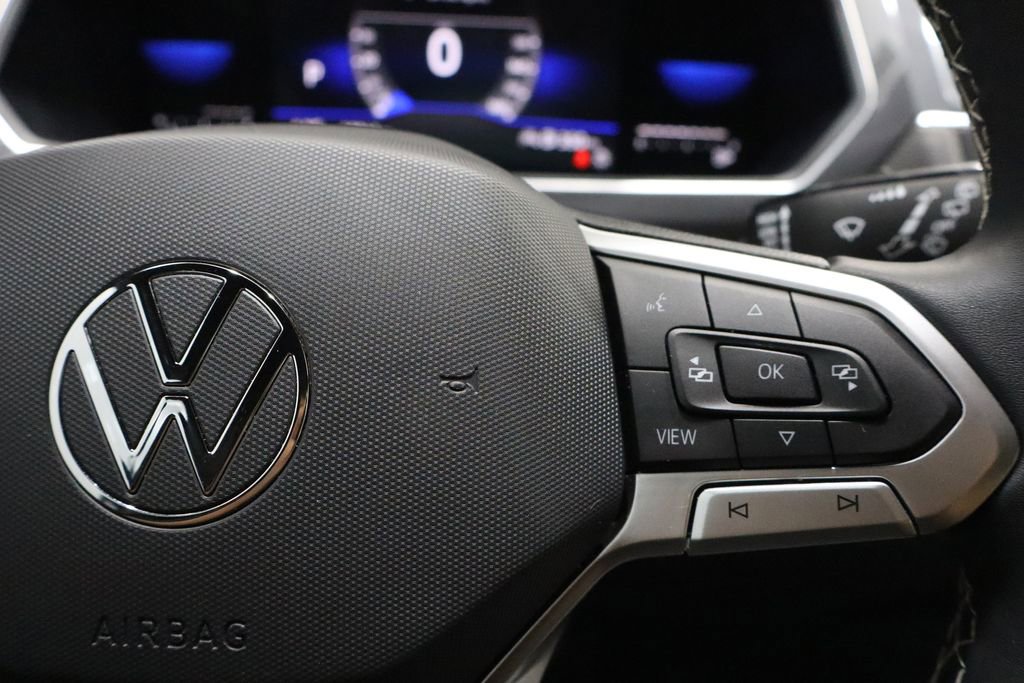 Used 2022 Volkswagen Tiguan SE image 27
