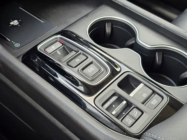 Used 2025 Honda Pilot Touring image 19
