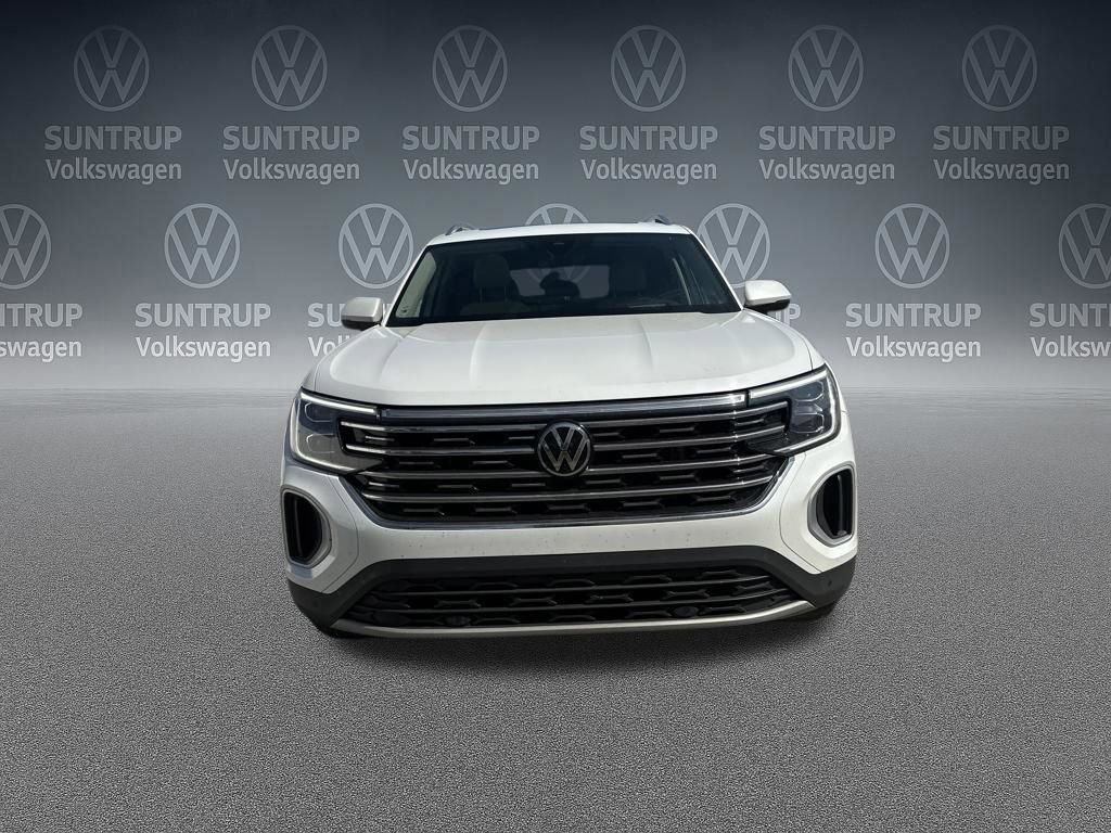 Used 2025 Volkswagen Atlas SEL AWD/4WD image 42