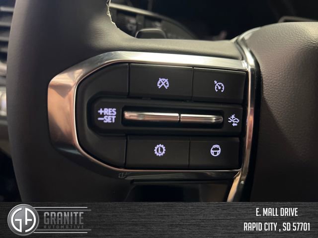 Used 2026 GMC Acadia Denali Ultimate w/ LPO, Floor Liner Package image 32