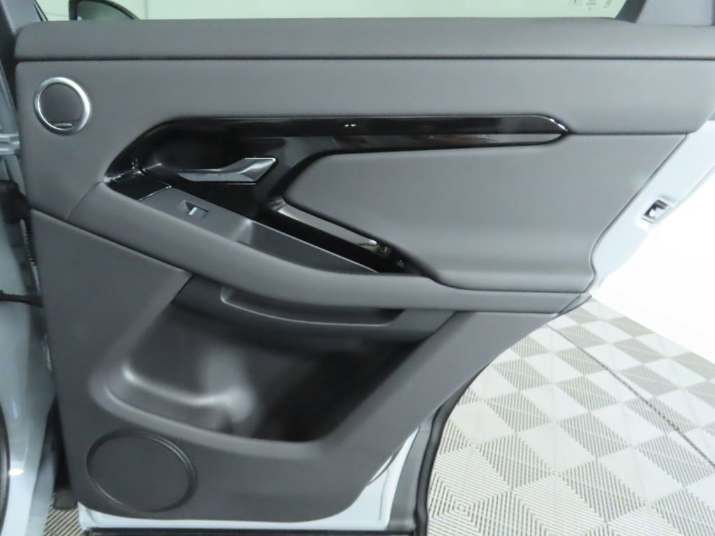 New 2026 Land Rover Range Rover Evoque S image 28