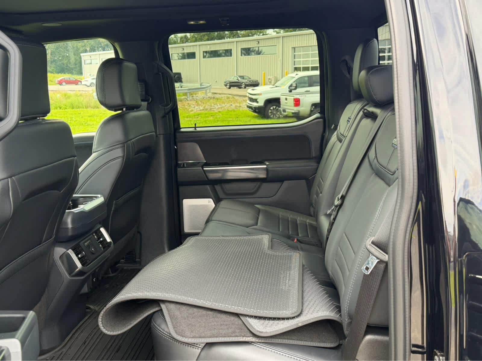 Used 2025 Ford F150 Platinum w/ Equipment Group 702A High AWD/4WD image 45