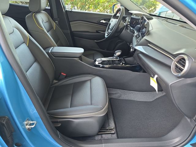 New 2025 Chevrolet Trax ACTIV w/ Driver Confidence Package image 27