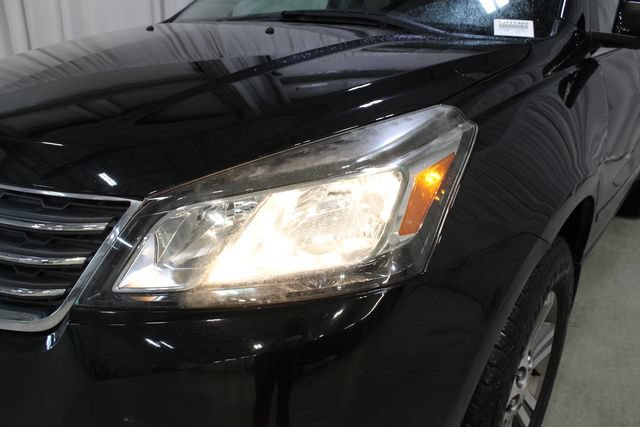 Used 2017 Chevrolet Traverse LT FWD image 33
