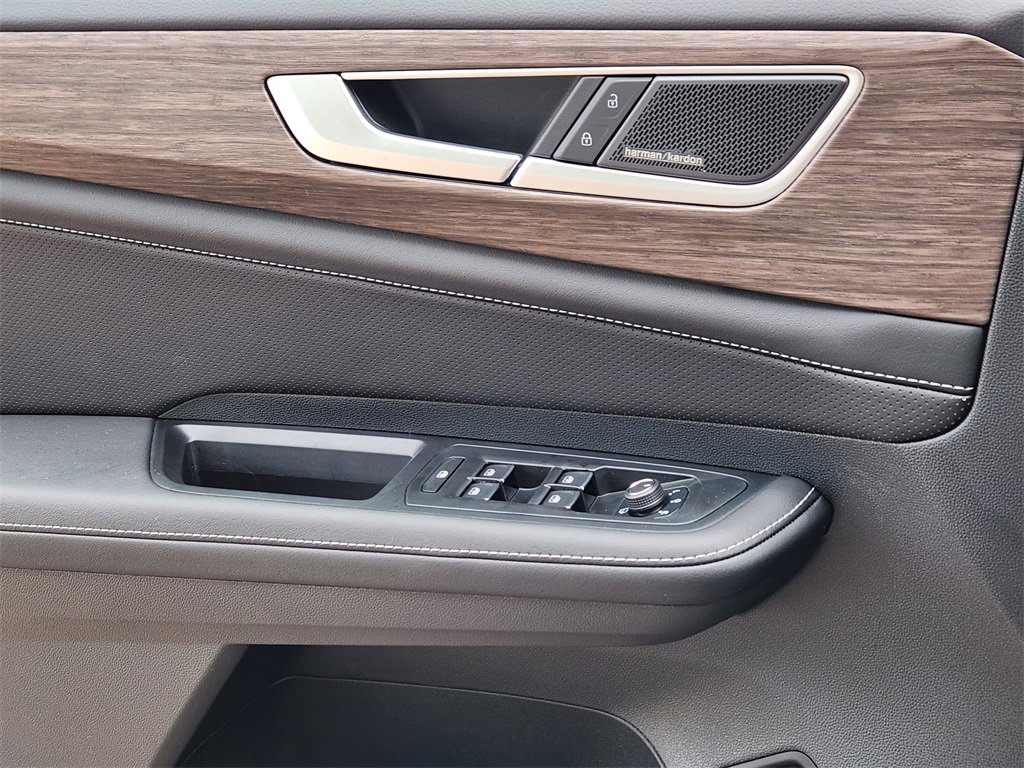 New 2026 Volkswagen Atlas SEL Premium R-Line image 3