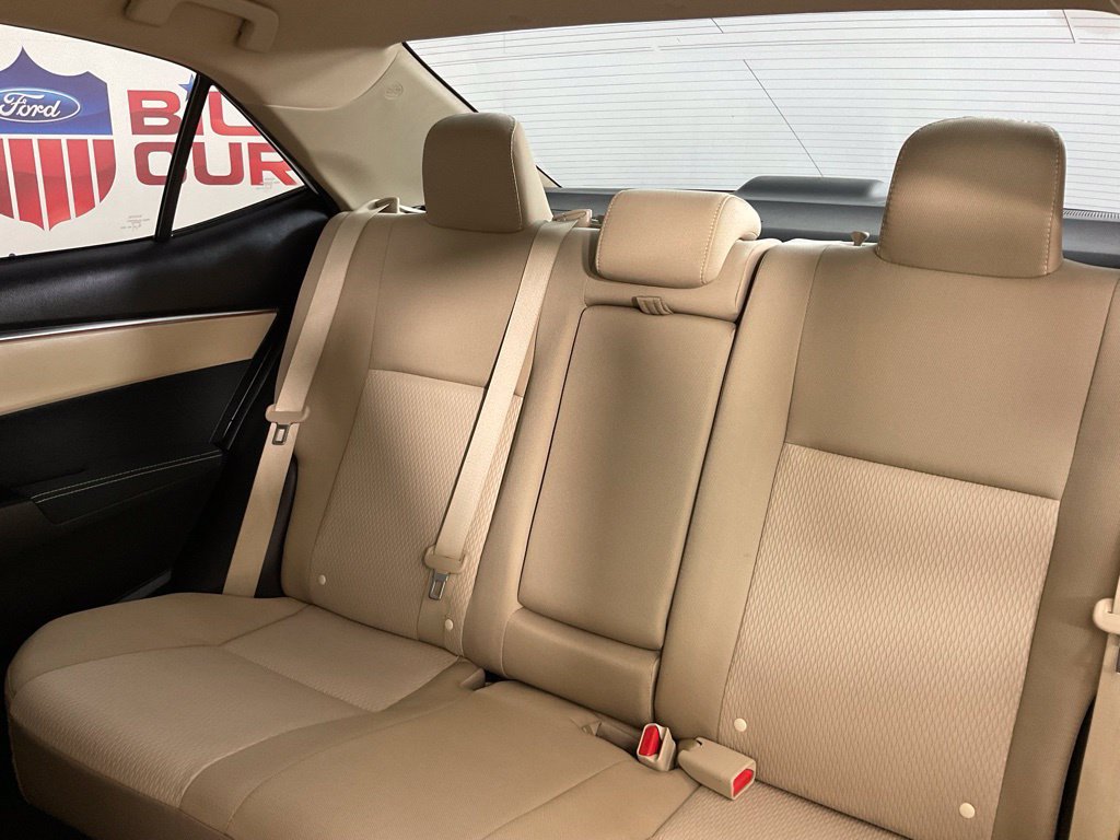 Used 2016 Toyota Corolla LE FWD image 16