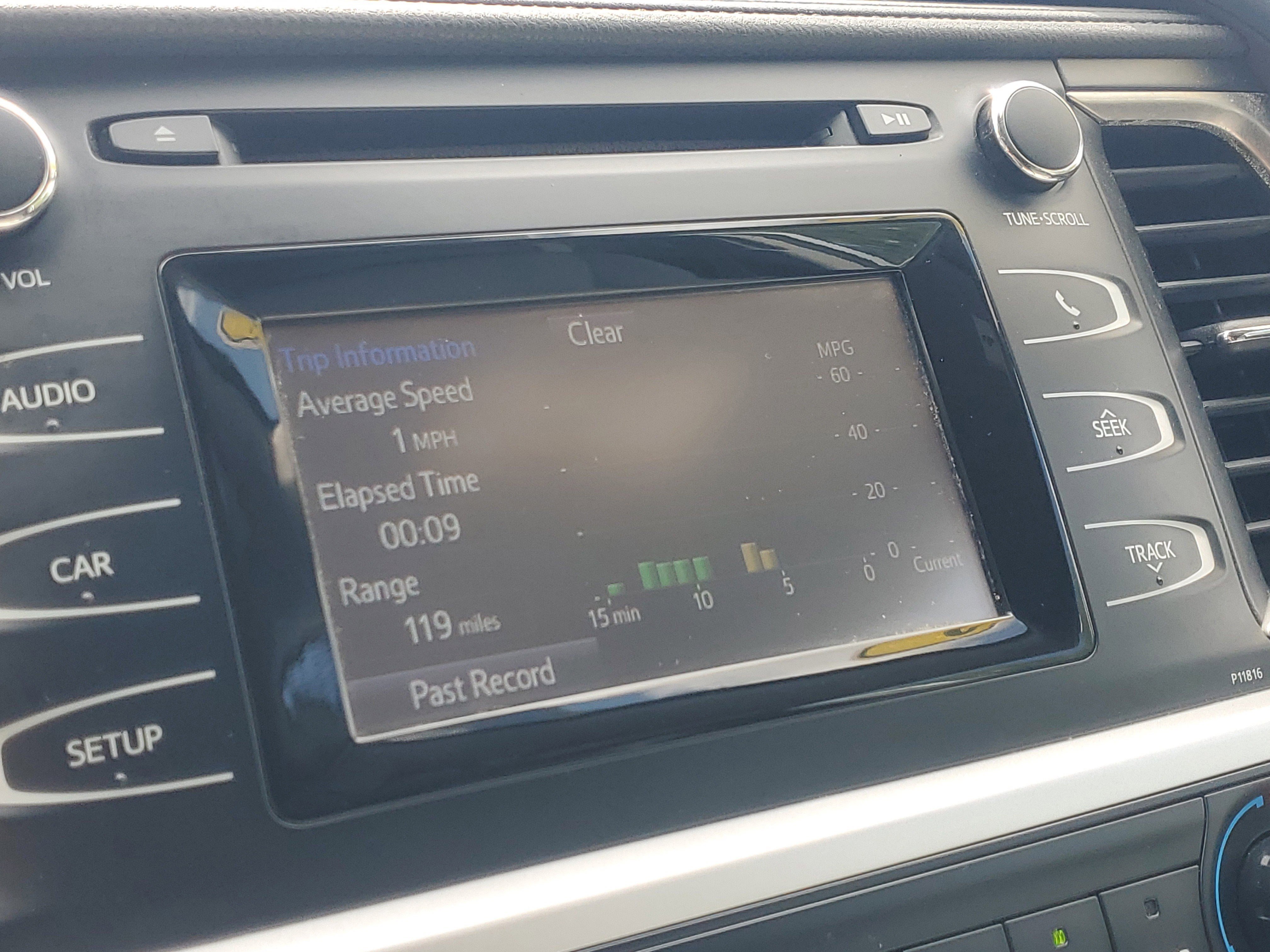 Used 2019 Toyota Highlander LE FWD image 27