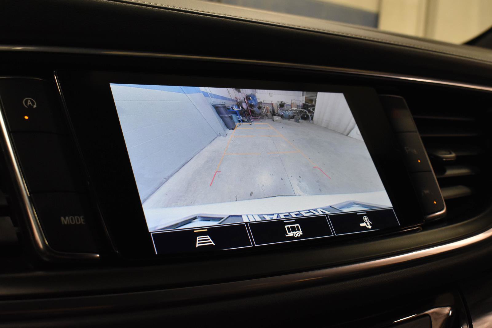 Used 2024 Buick Enclave Essence w/ Sport Touring Edition image 21