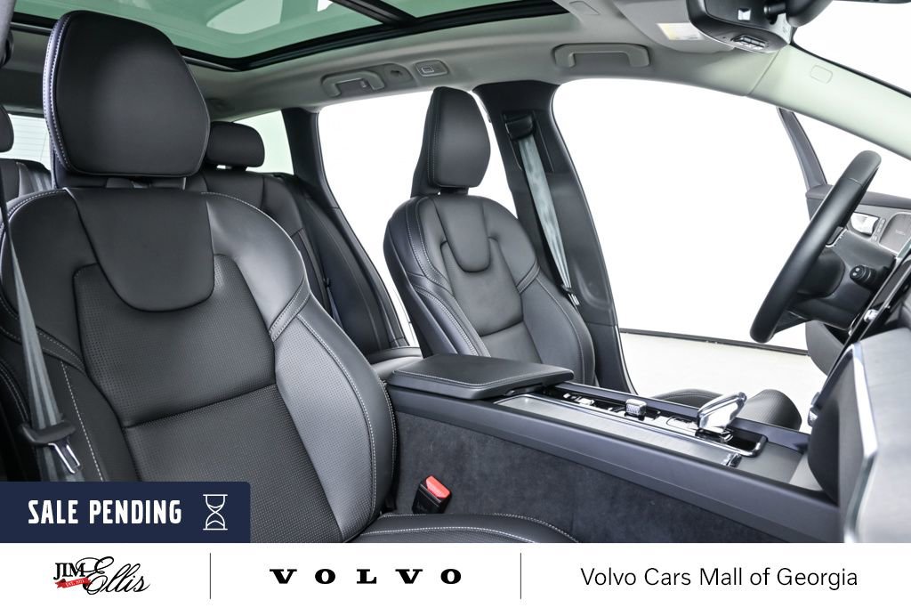 Certified 2025 Volvo V60 B5 Cross Country Ultra AWD/4WD image 25