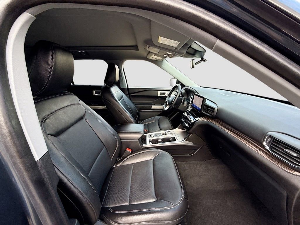 Used 2022 Ford Explorer Limited w/ Hybrid Equipment Group 310A image 24