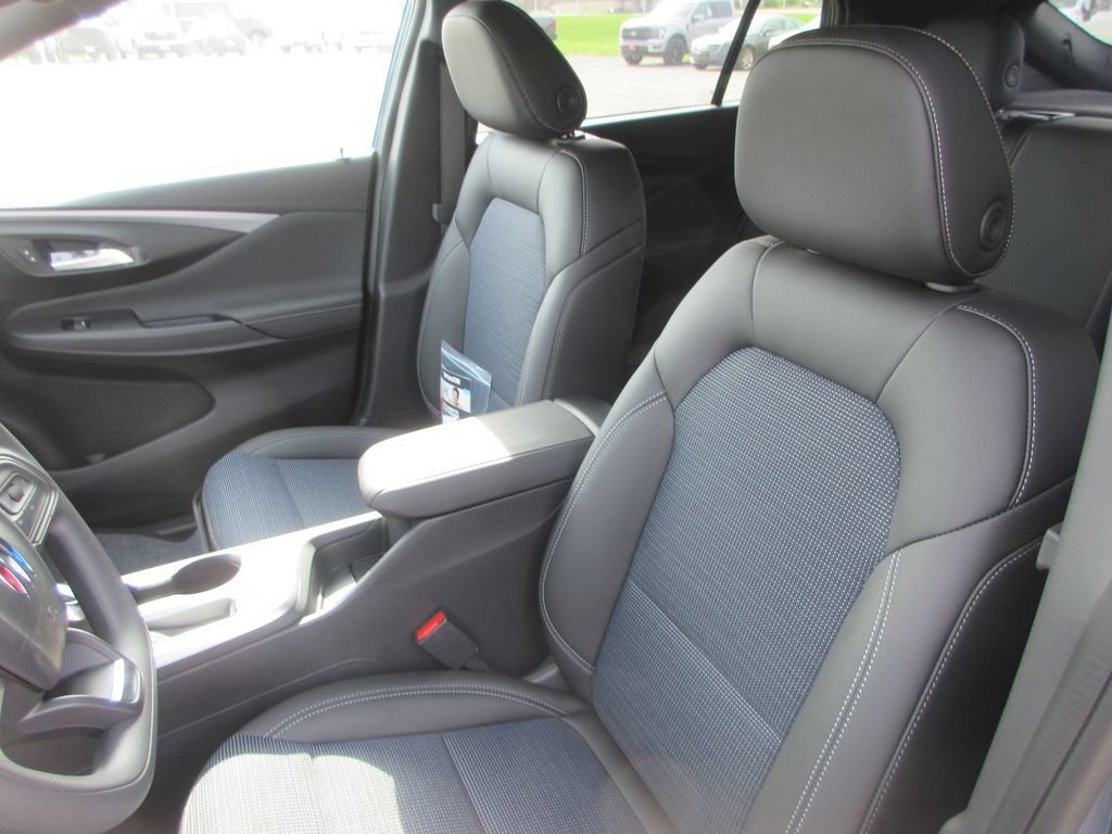 New 2026 Buick Envista Preferred FWD image 12