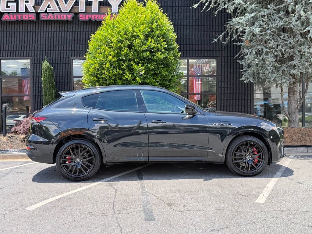 Used 2022 Maserati Levante Modena AWD/4WD image 21