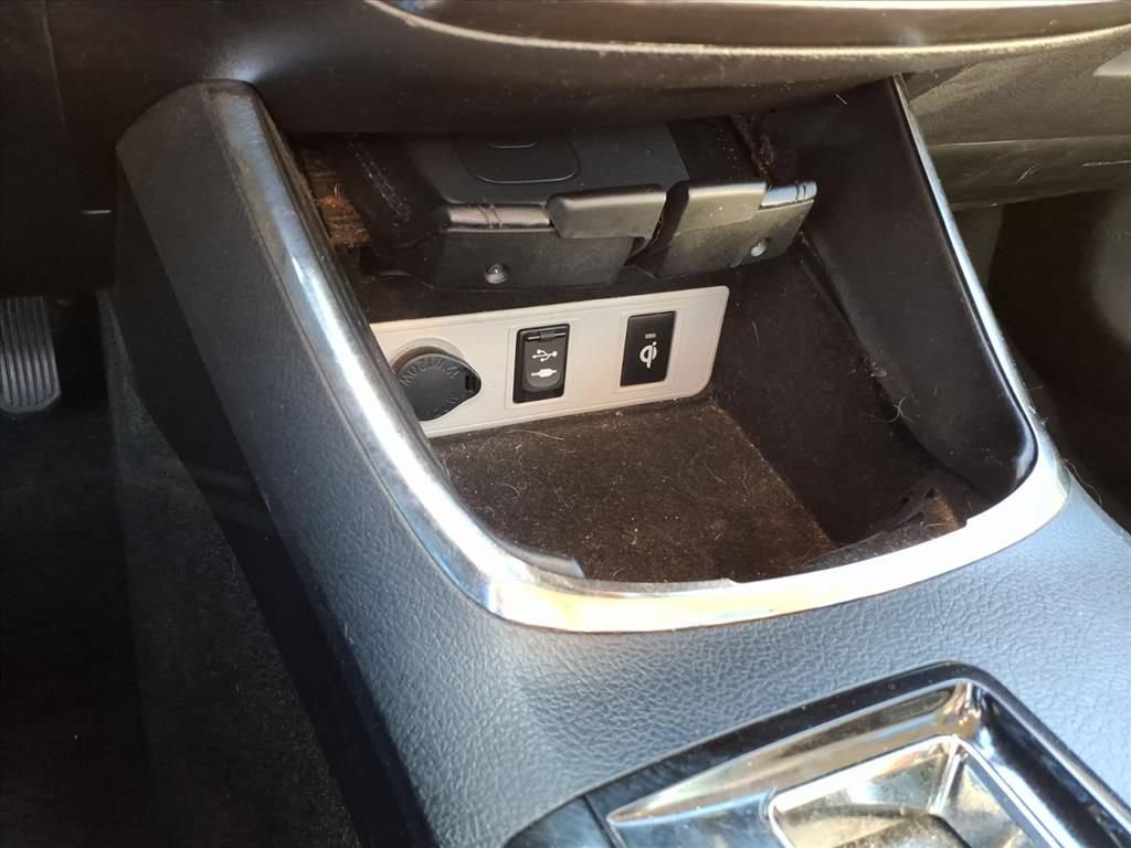 Used 2018 Toyota Avalon Limited w/ All Weather Liner Package FWD image 22