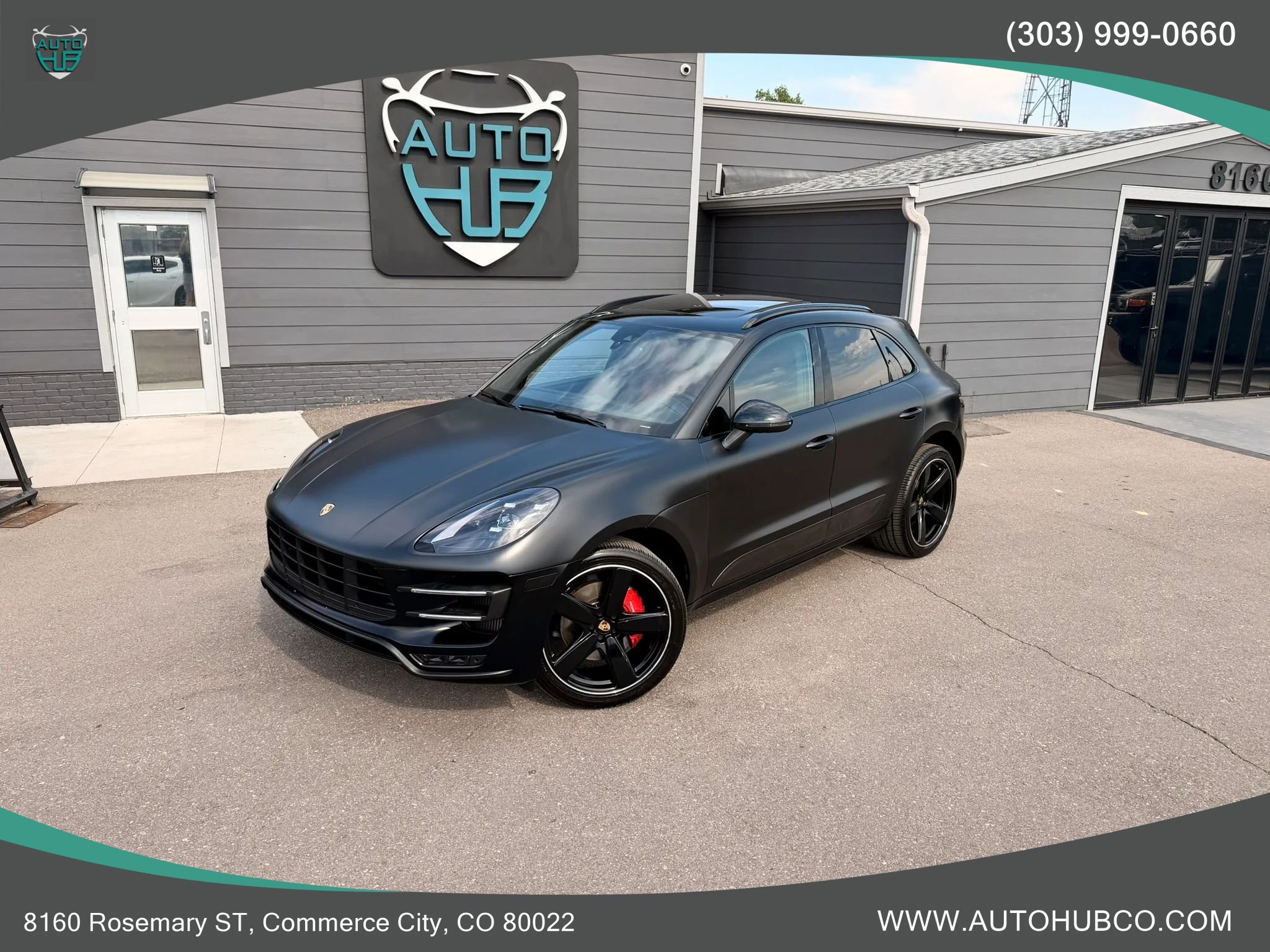 Used 2018 Porsche Macan Turbo w/ Premium Package Plus AWD/4WD image 2