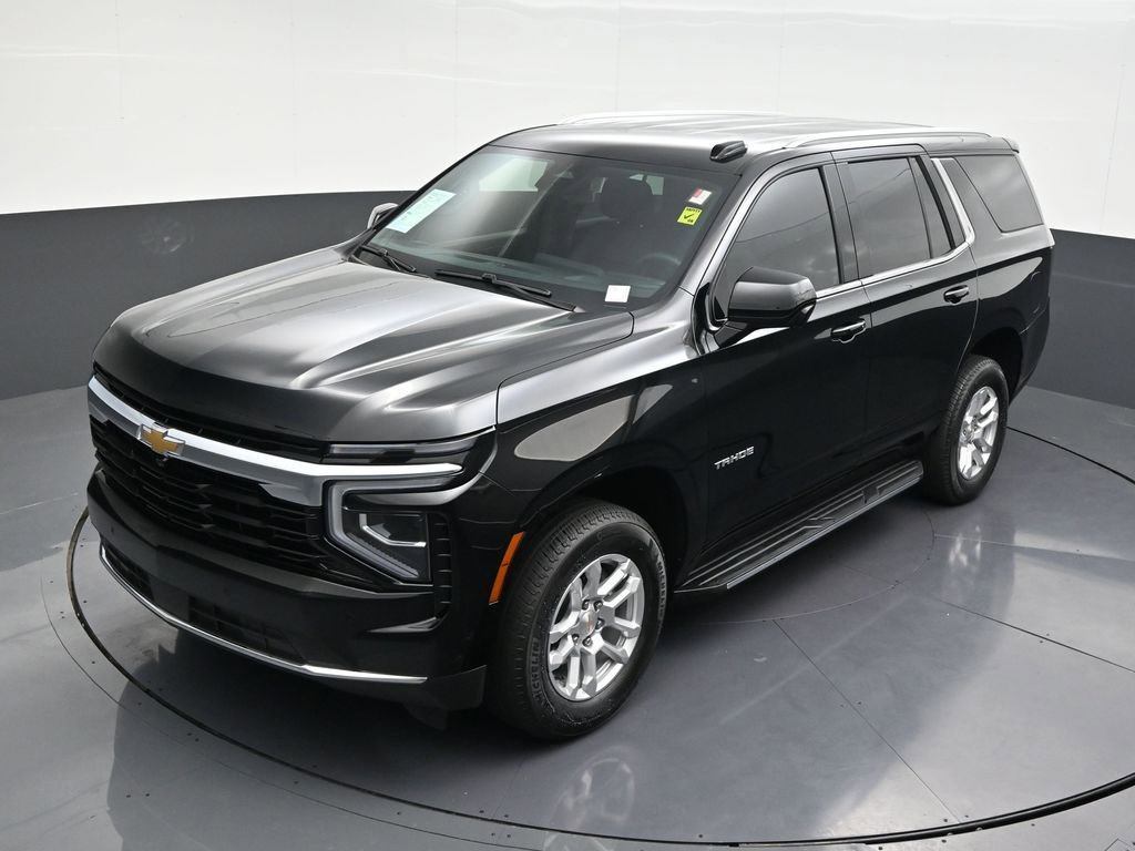 Used 2025 Chevrolet Tahoe LS image 16