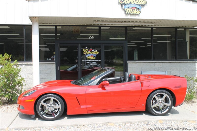 Used 2007 Chevrolet Corvette Convertible w/ Preferred Equipment Group RWD image 3