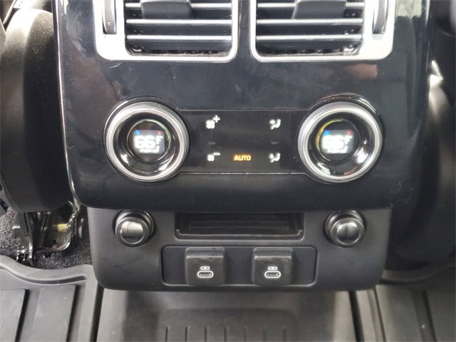Used 2022 Land Rover Range Rover Westminster Edition image 12