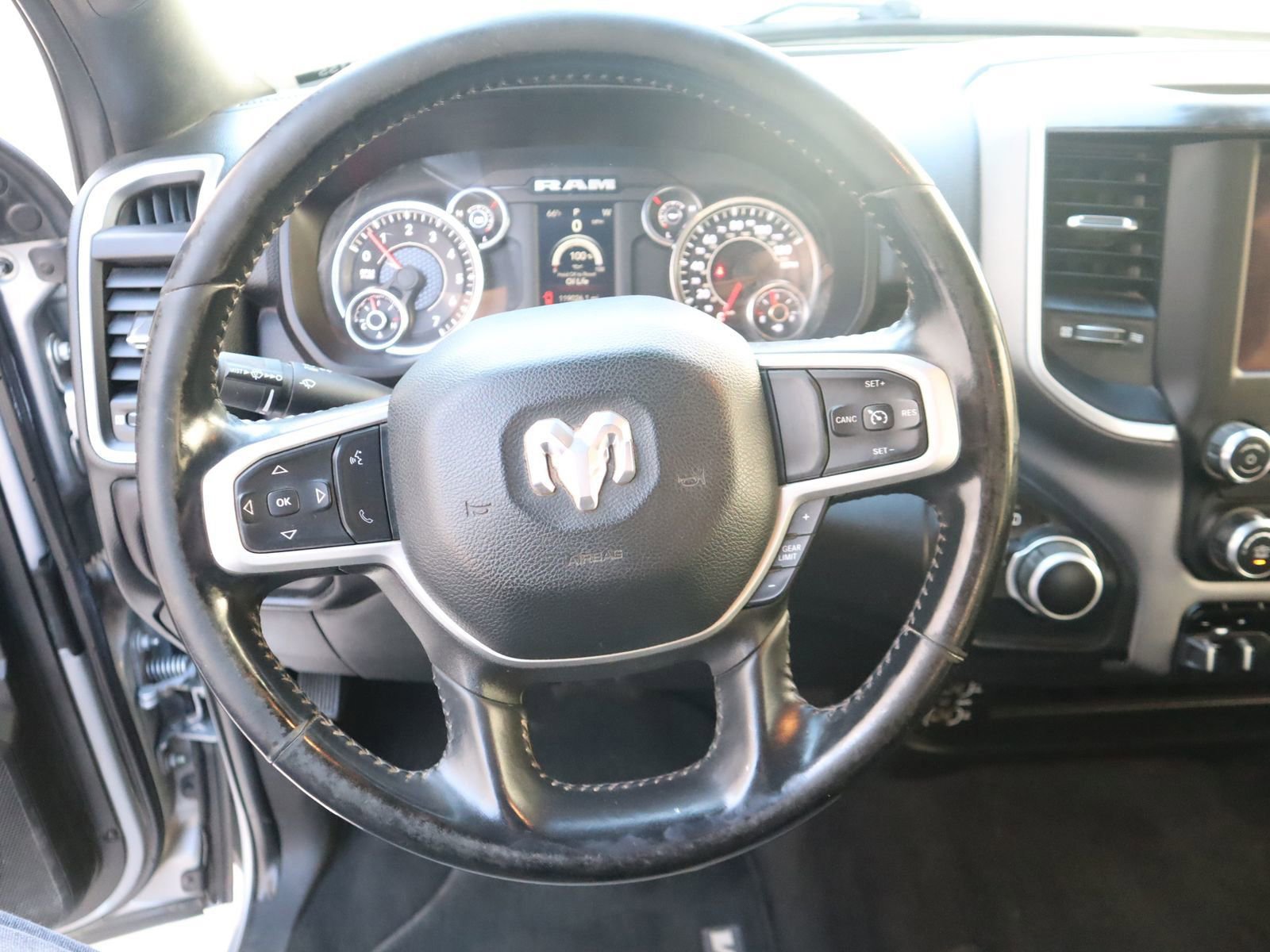 Used 2023 RAM 2500 Big Horn w/ Level 1 Equipment Group image 35