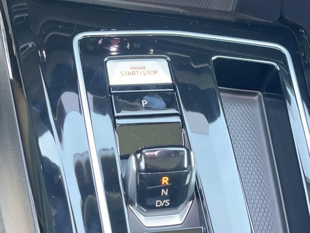 New 2026 Volkswagen GTI SE FWD image 17
