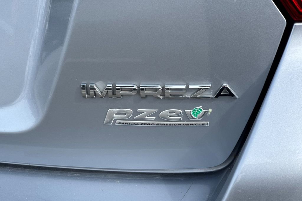 Used 2012 Subaru Impreza 2.0i image 24