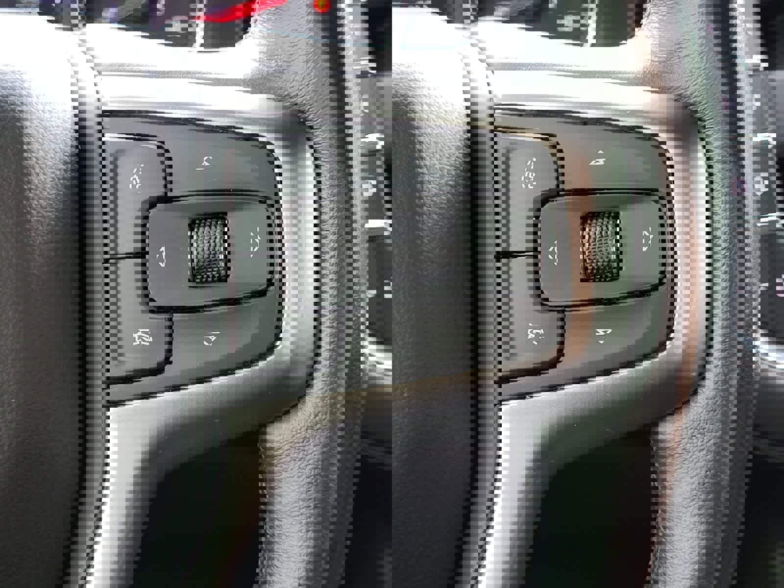 Used 2021 Chevrolet Tahoe Z71 w/ Luxury Package image 20