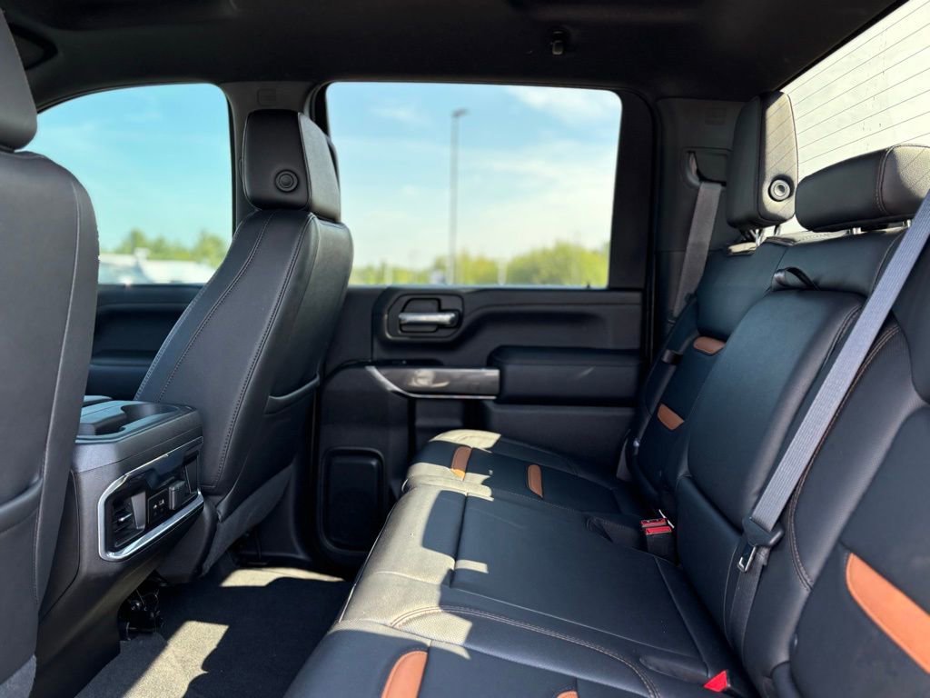 Used 2022 GMC Sierra 2500 AT4 image 23