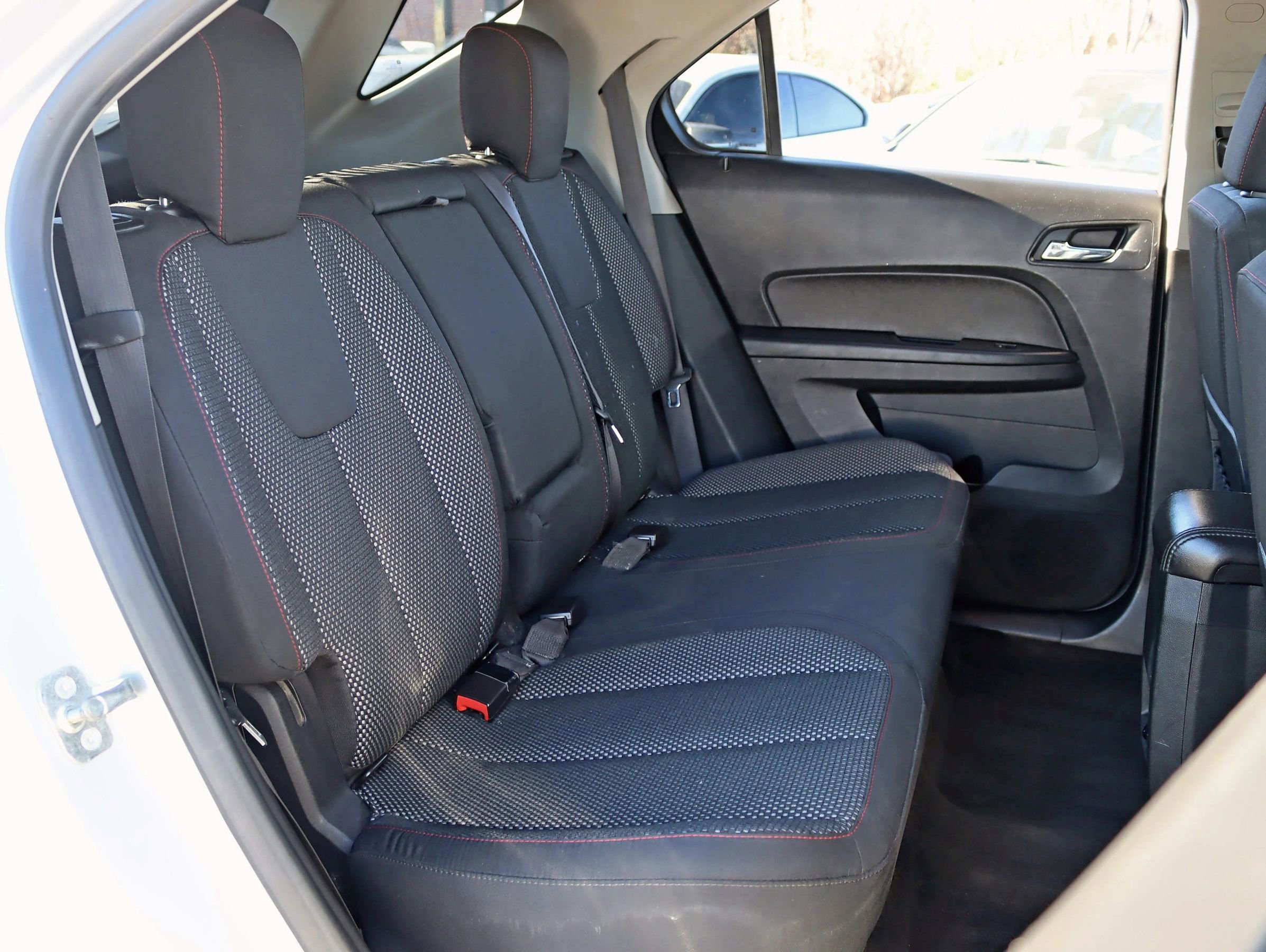 Used 2016 Chevrolet Equinox LT w/ Convenience Package image 27