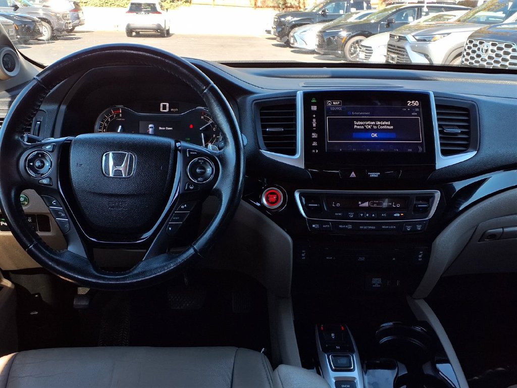 Used 2016 Honda Pilot Touring image 24