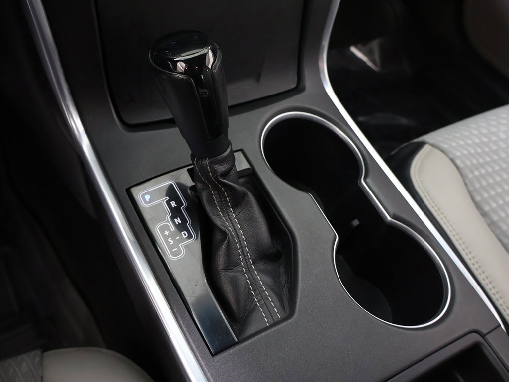 Used 2015 Toyota Camry SE image 43