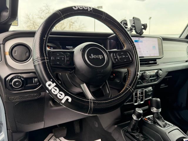 Used 2024 Jeep Wrangler Sport S image 18