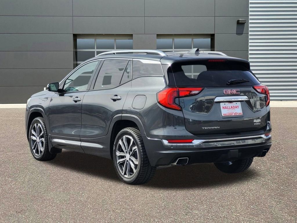Used 2019 GMC Terrain Denali w/ Advanced Safety Package image 4