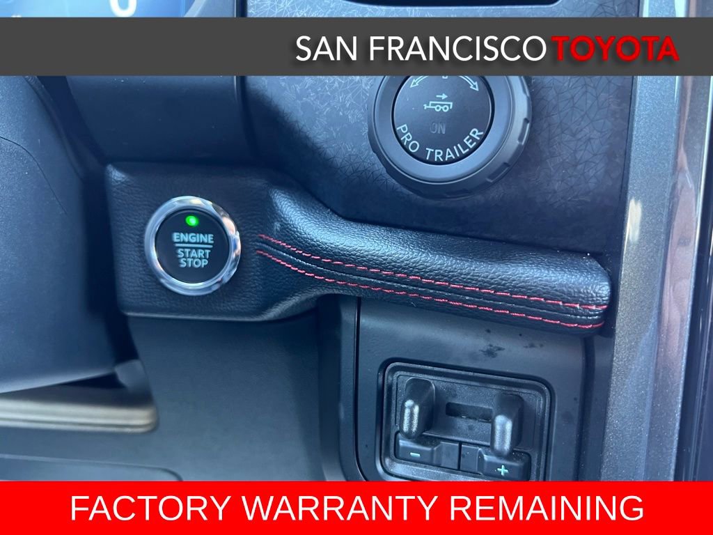 Used 2024 Ford Expedition Limited image 26