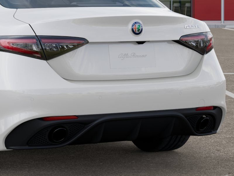 New 2025 Alfa Romeo Giulia w/ Driving Assist Package RWD image 14