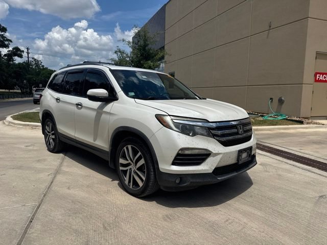 Used 2017 Honda Pilot Elite image 5