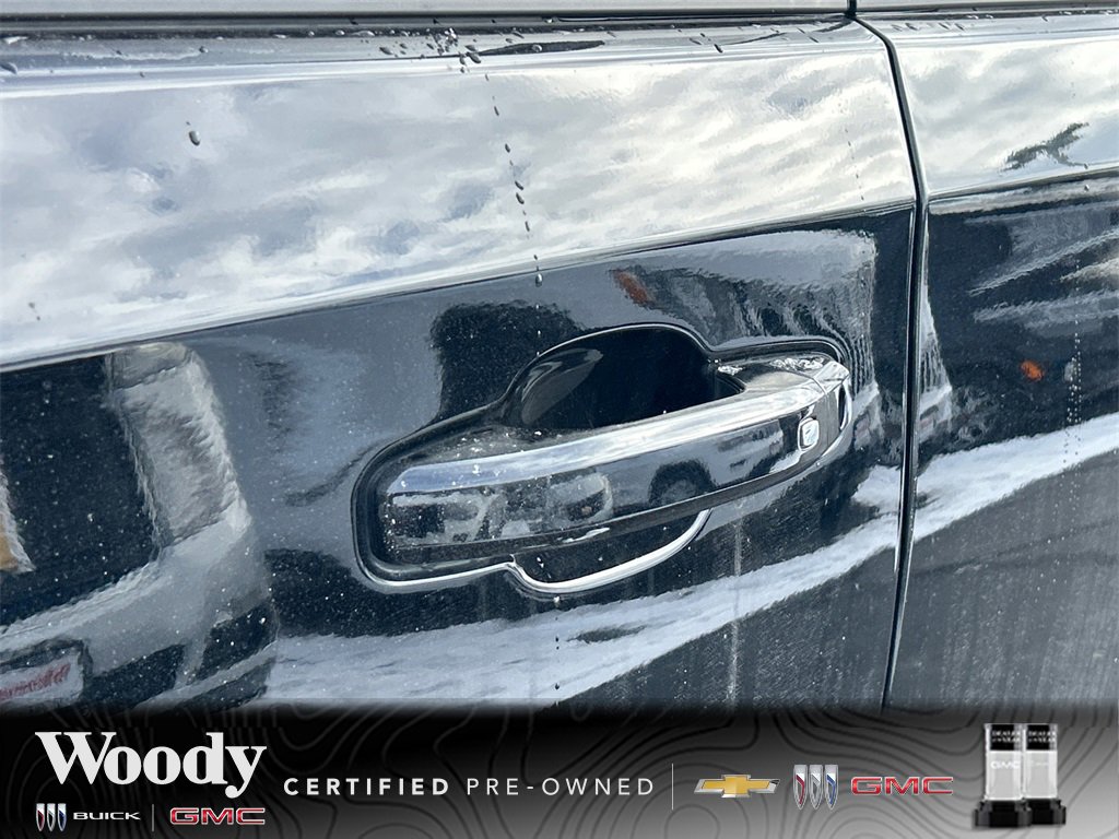 Used 2020 GMC Sierra 1500 Elevation image 14