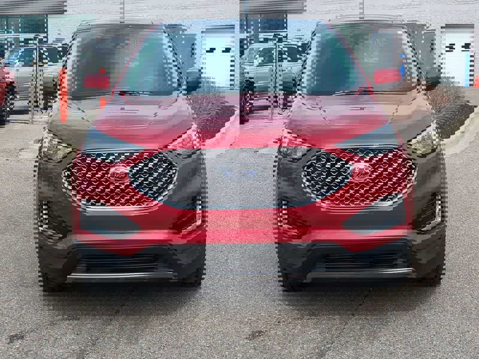 Used 2023 Ford Edge SEL w/ Convenience Package AWD/4WD image 3