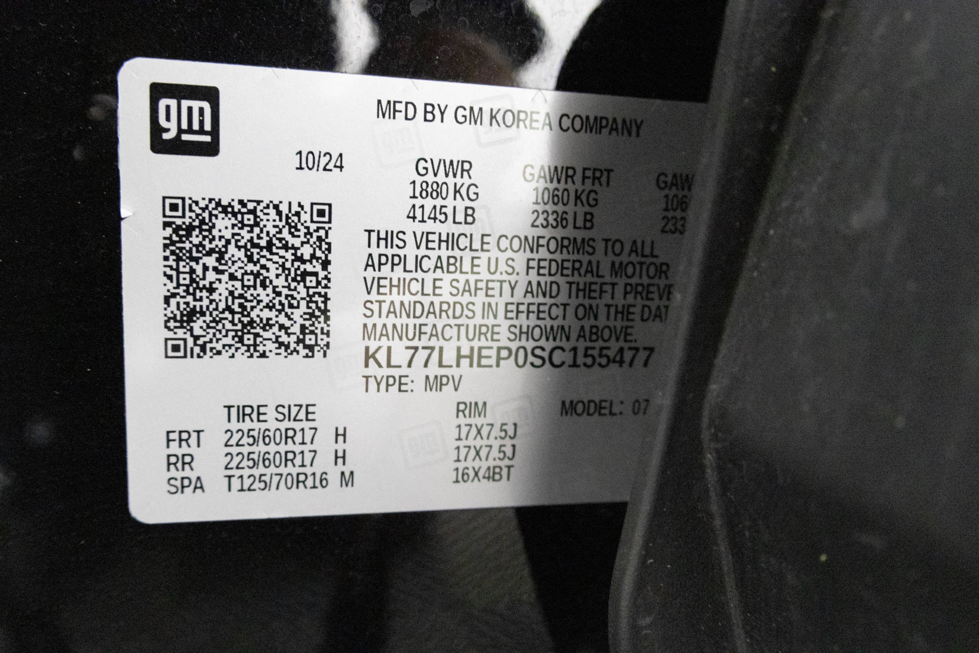 Used 2025 Chevrolet Trax LT FWD image 46