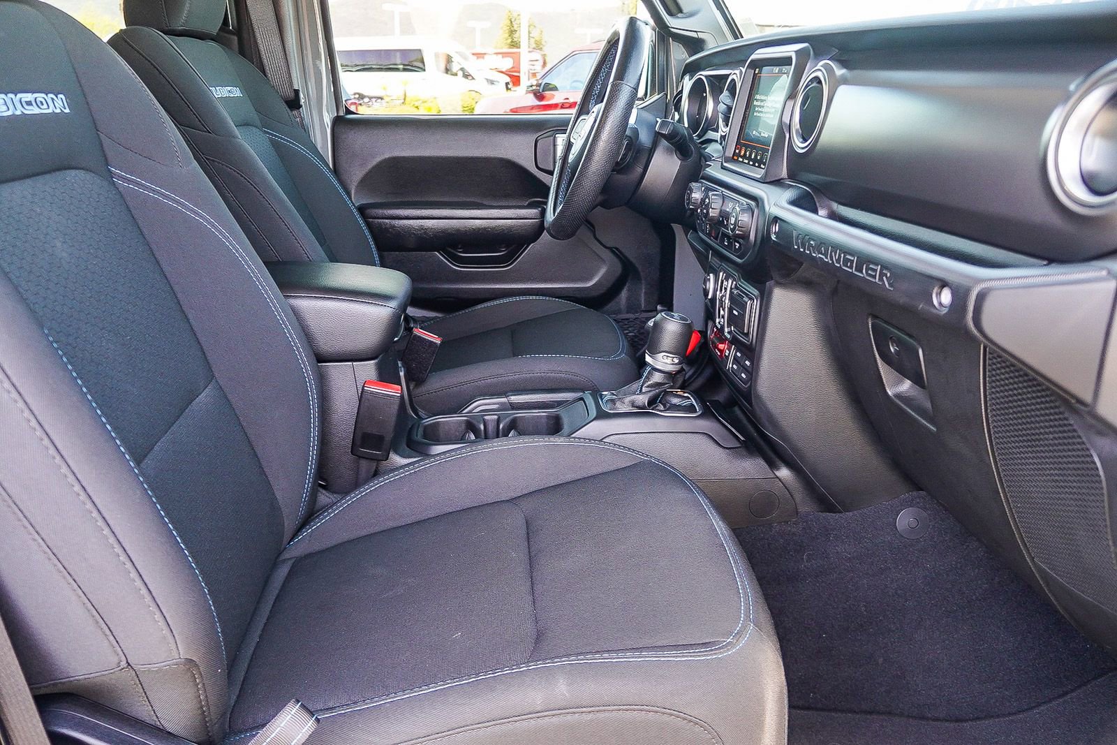 Used 2023 Jeep Wrangler Unlimited Rubicon 4xe w/ Cold Weather Group AWD/4WD image 18