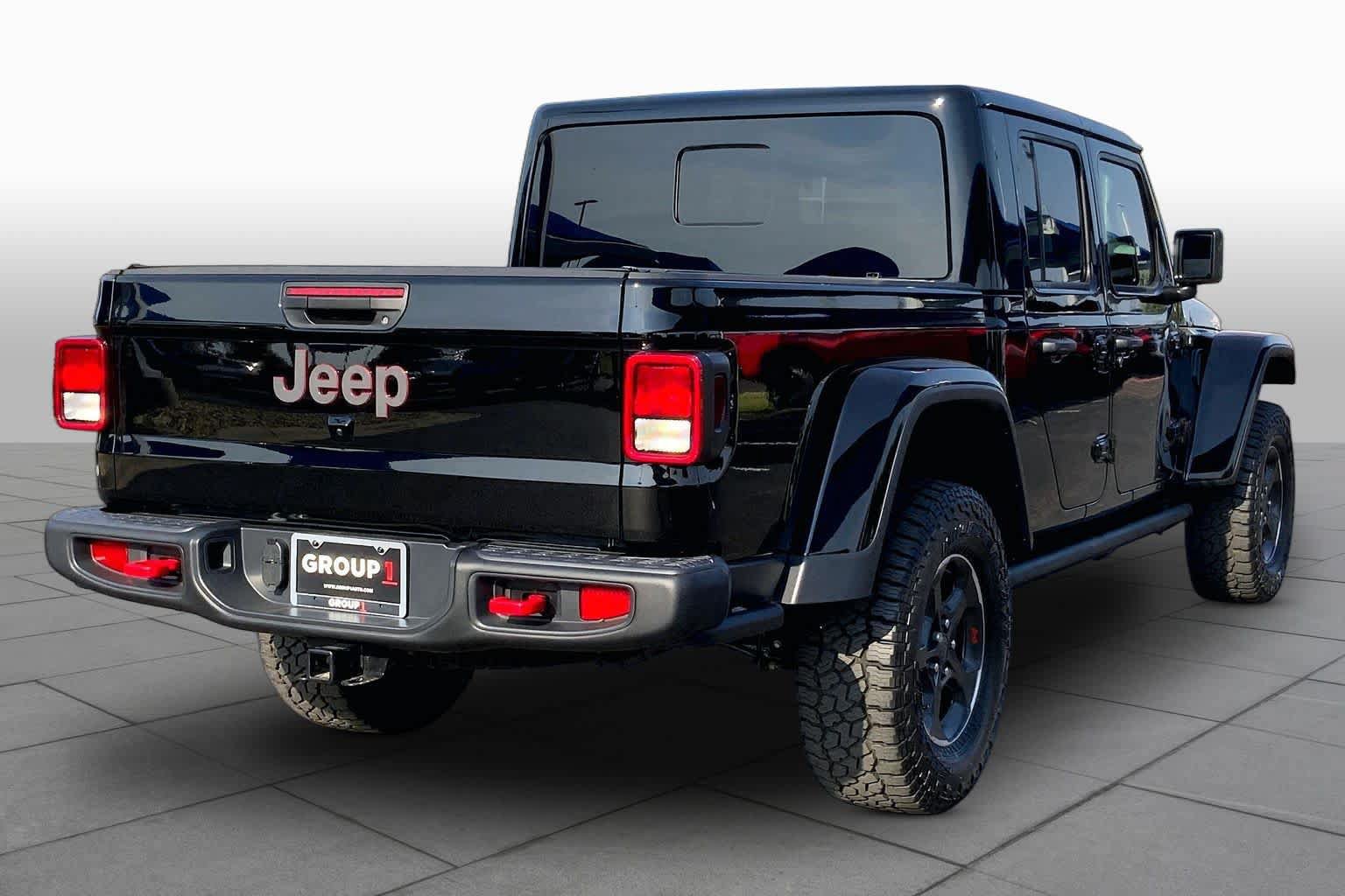 Used 2023 Jeep Gladiator Rubicon w/ Trailer Tow Package AWD/4WD image 13