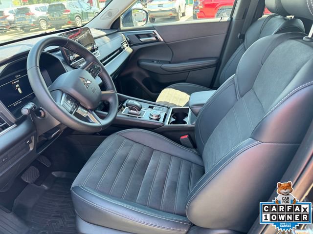 Used 2024 Mitsubishi Outlander SE image 3