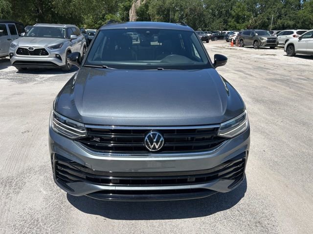 Used 2024 Volkswagen Tiguan SE R-Line FWD image 15