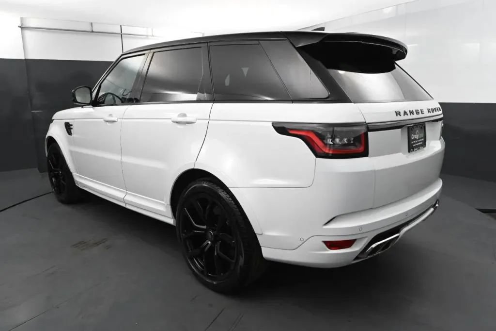 Used 2022 Land Rover Range Rover Sport SVR AWD/4WD image 3