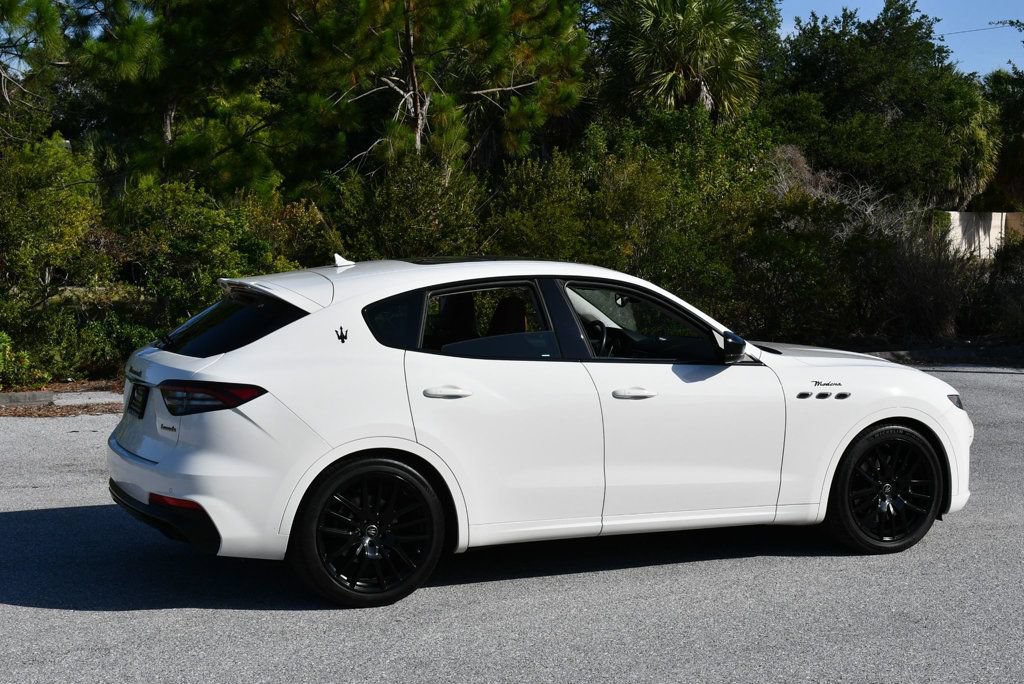 Used 2022 Maserati Levante Modena AWD/4WD image 6