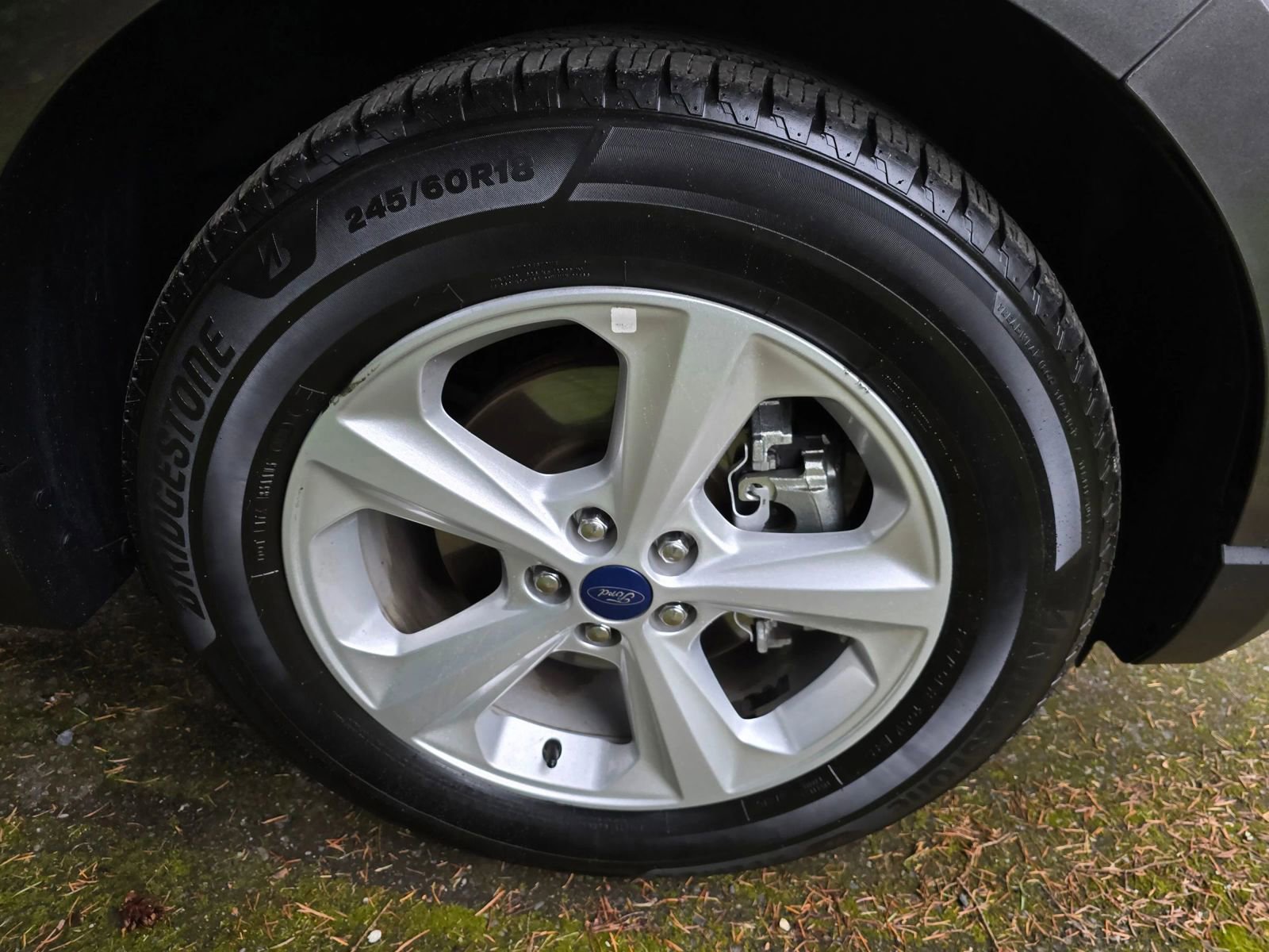 Used 2018 Ford Edge SE image 10