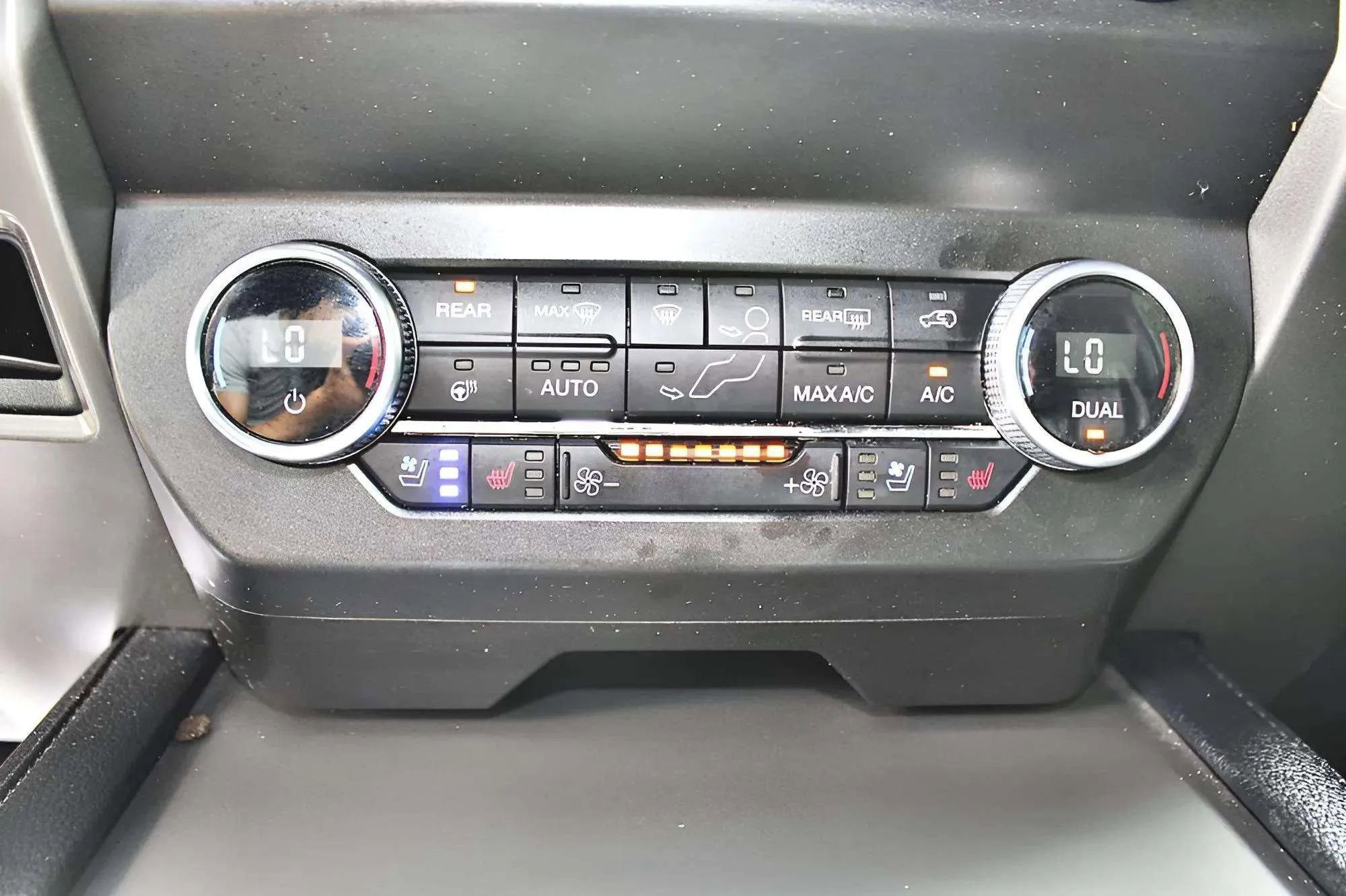 Used 2021 Ford Expedition XLT image 15