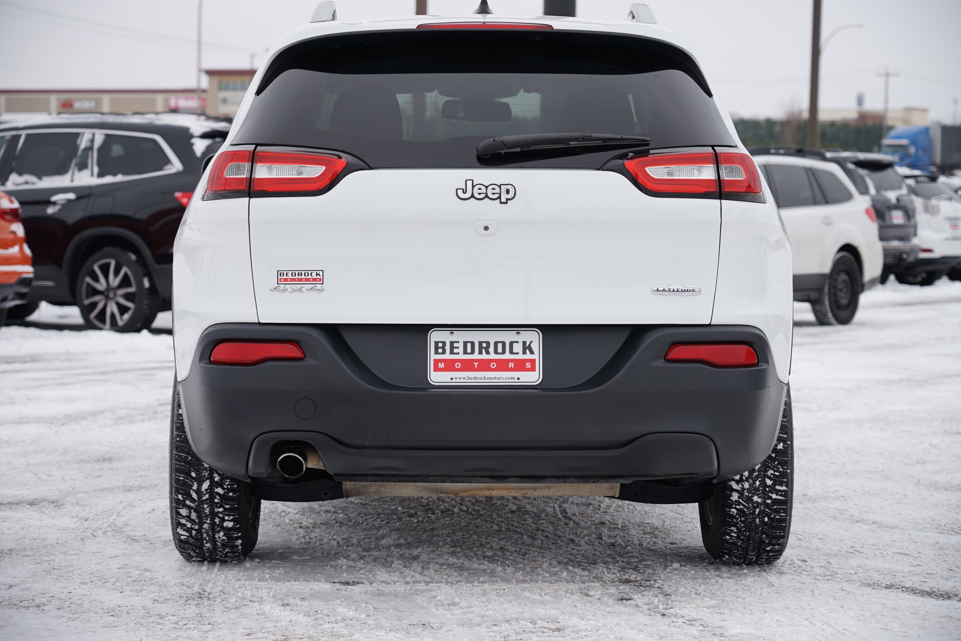 Used 2016 Jeep Cherokee Latitude w/ Cold Weather Group image 4